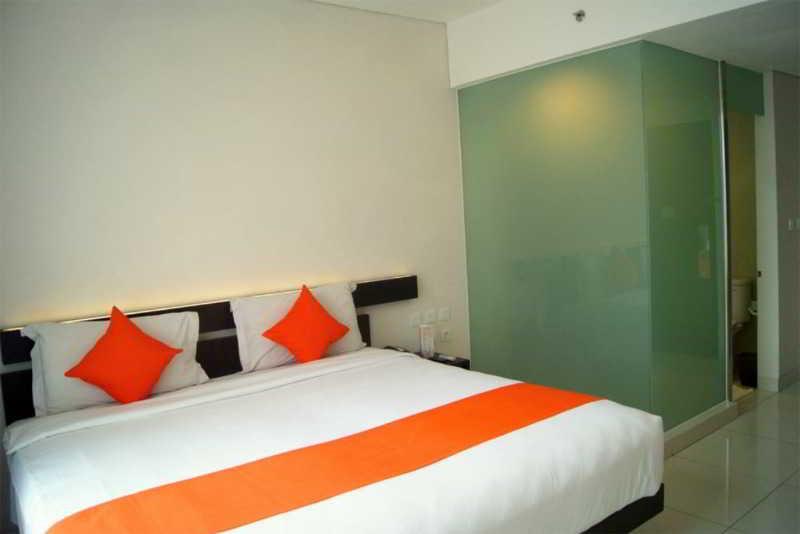 V Hotel & Residence Bandung Bagian luar foto